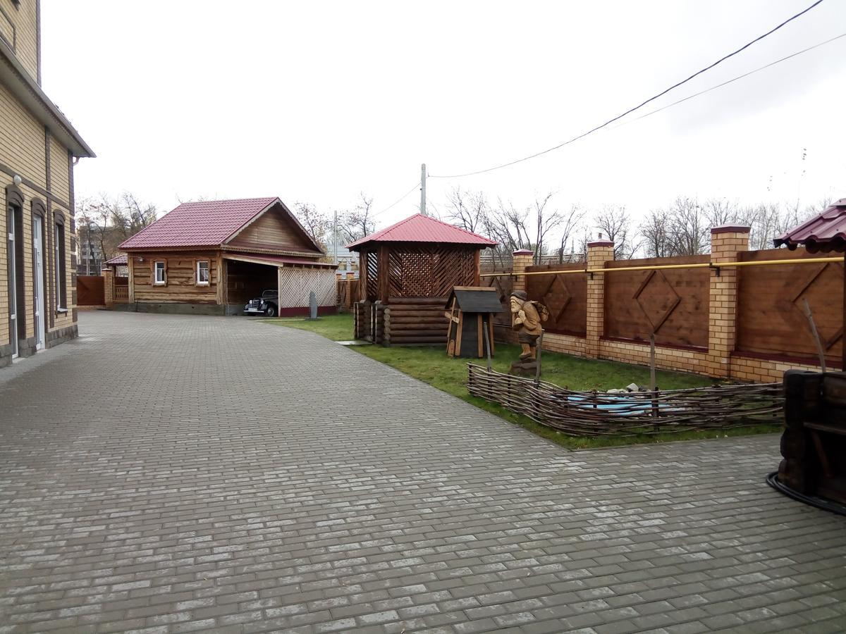 Чувашское подворье Ульяновск. Чувашское подворье Ульяновск ресторан.